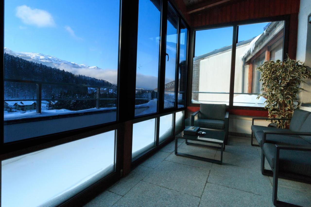 Best View Ap With Parking And 2 Bathrooms Sinaia Exteriér fotografie