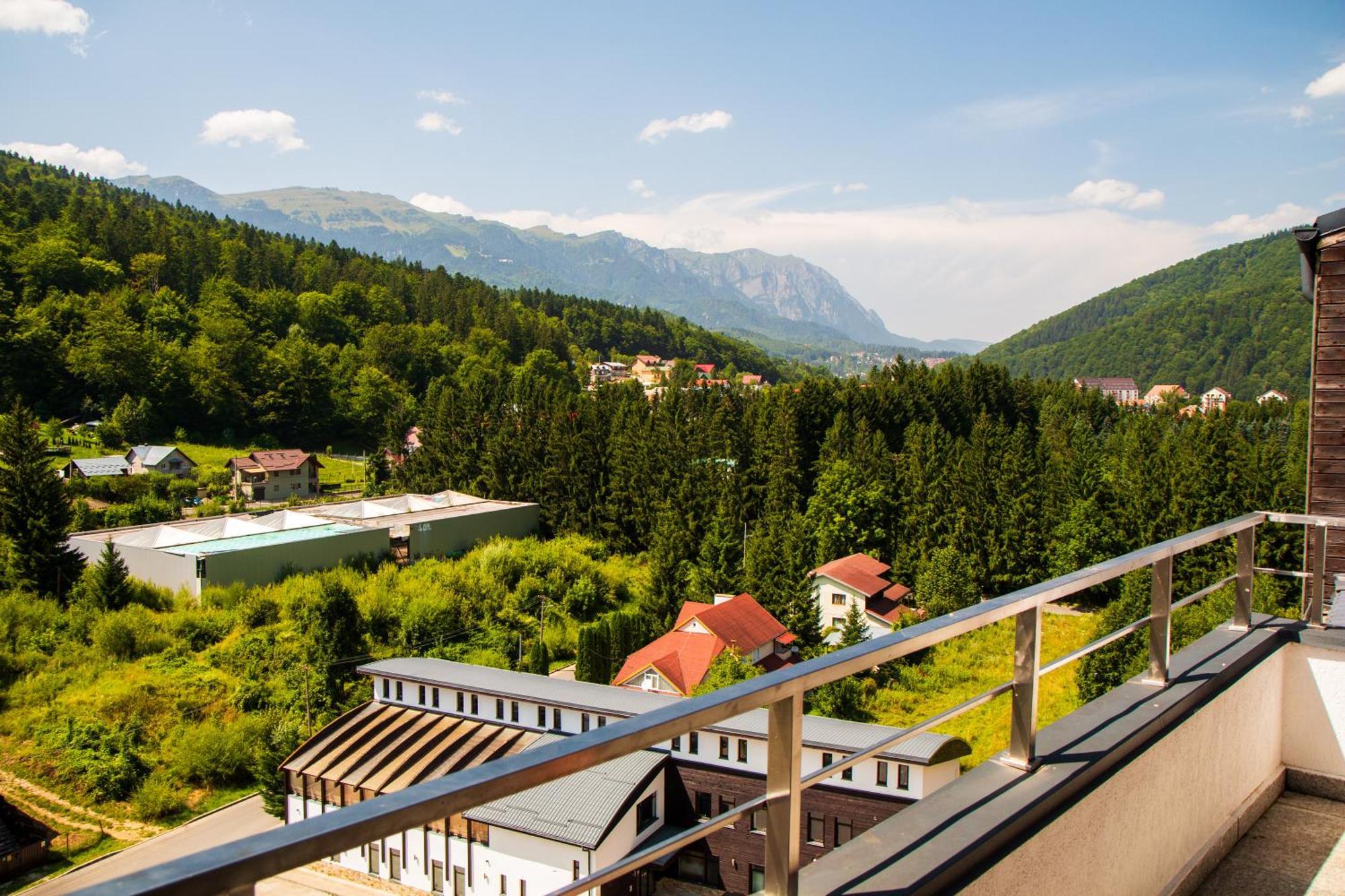 Best View Ap With Parking And 2 Bathrooms Sinaia Exteriér fotografie