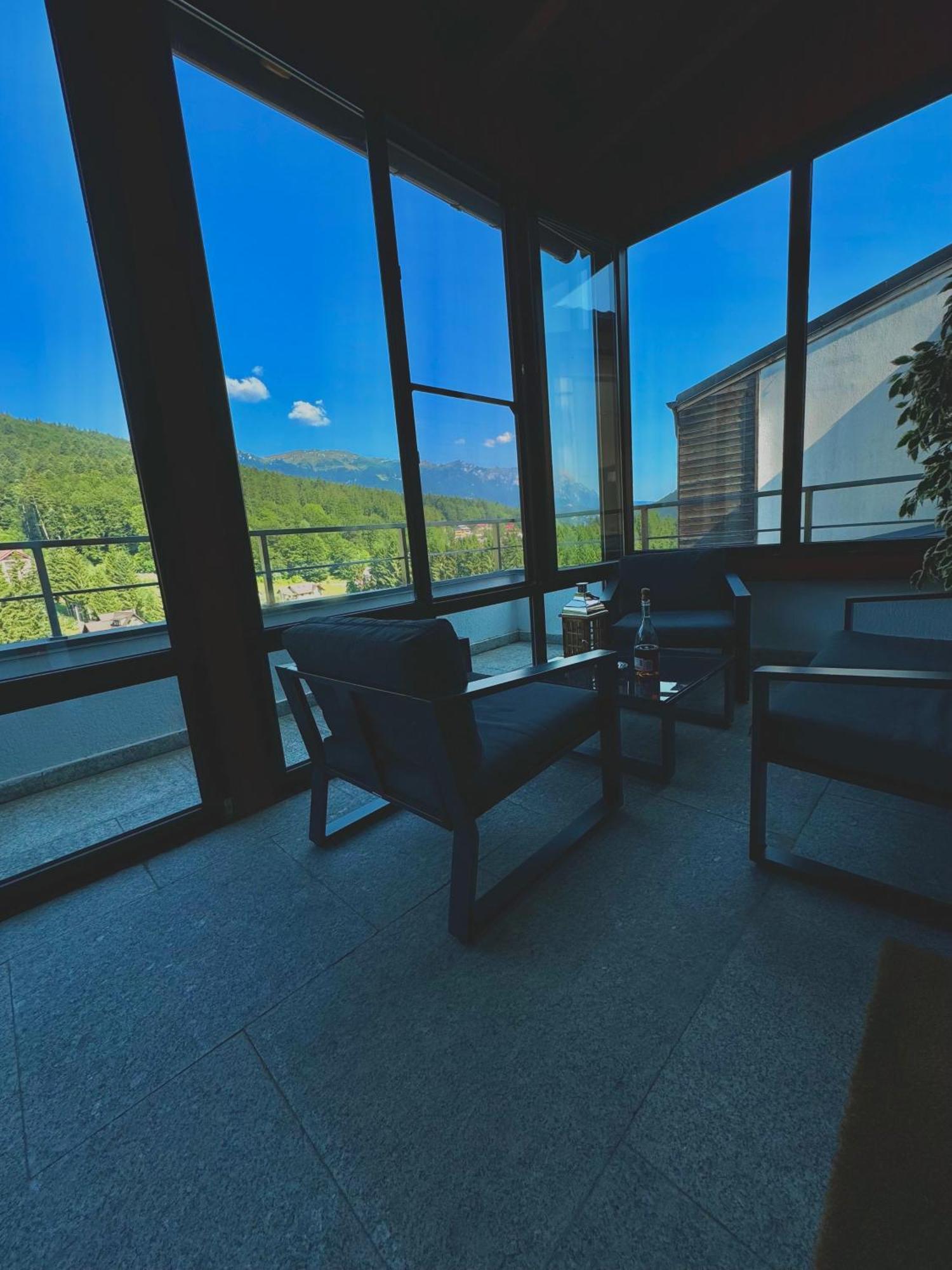 Best View Ap With Parking And 2 Bathrooms Sinaia Exteriér fotografie